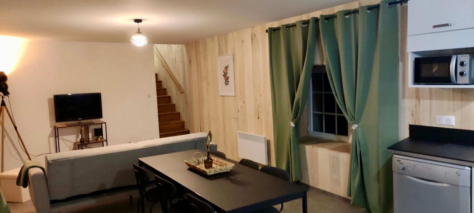 Appartement 2 Chambres Avec Wifi Centre De Descartes Exterior photo